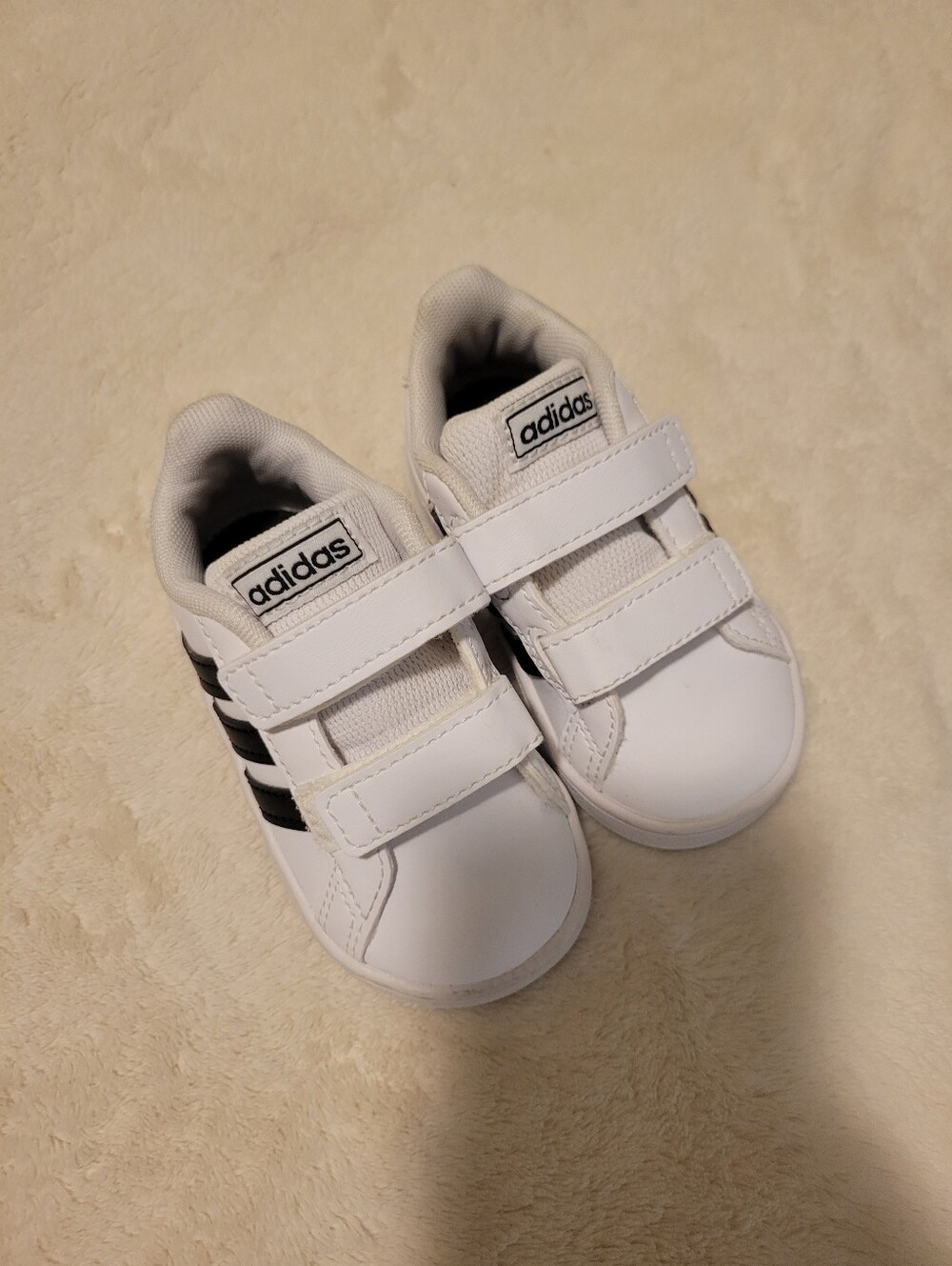 Adidas Kids White Sneakers with Black Stripes and Double Velcro size 5